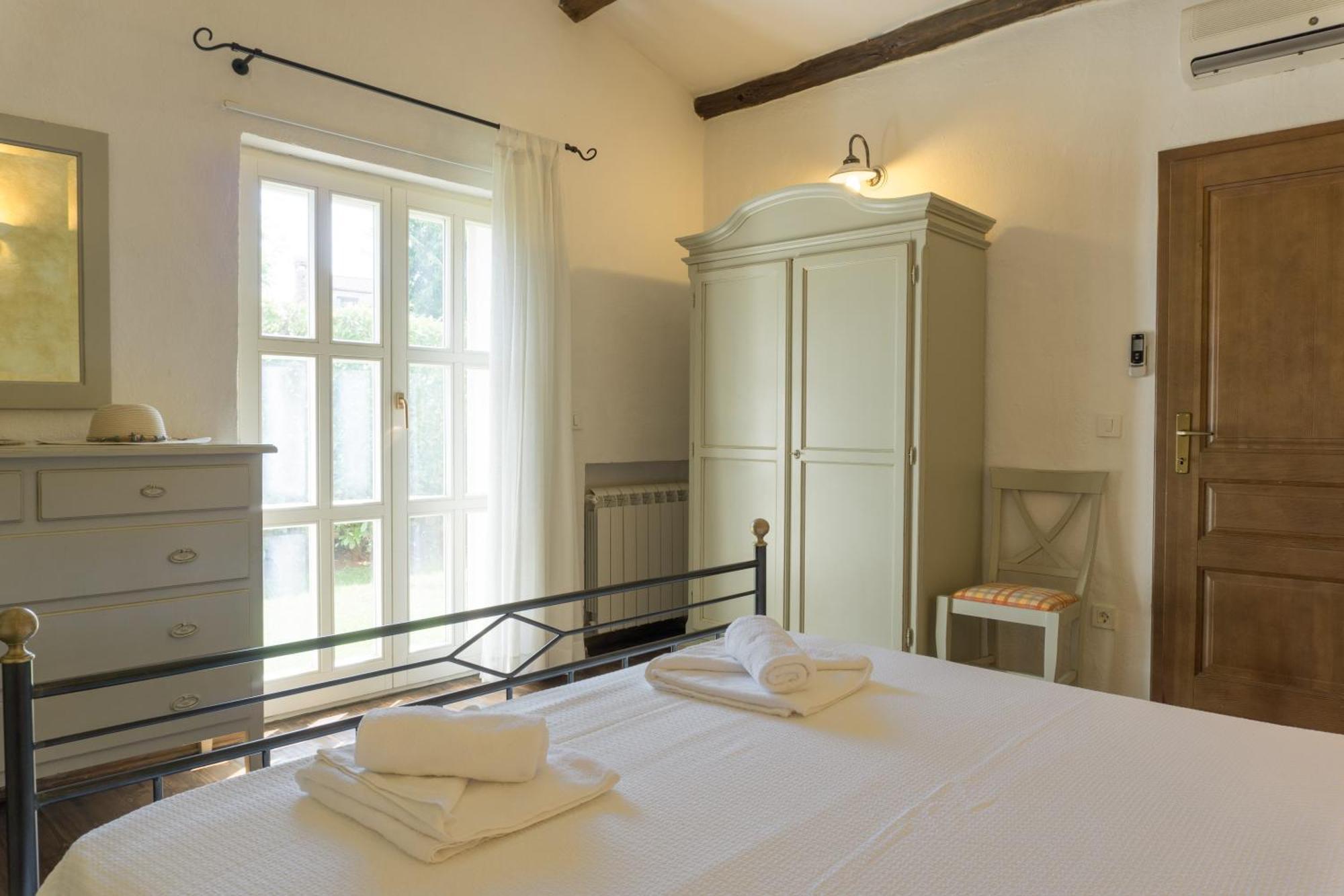 Villa Melissa - Istrisches Steinhaus Mit Pool In Guter Lage Sveti Lovreč Pazenatički Exteriér fotografie
