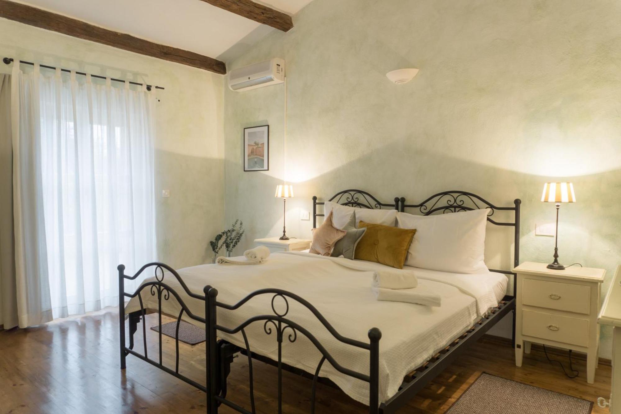 Villa Melissa - Istrisches Steinhaus Mit Pool In Guter Lage Sveti Lovreč Pazenatički Exteriér fotografie