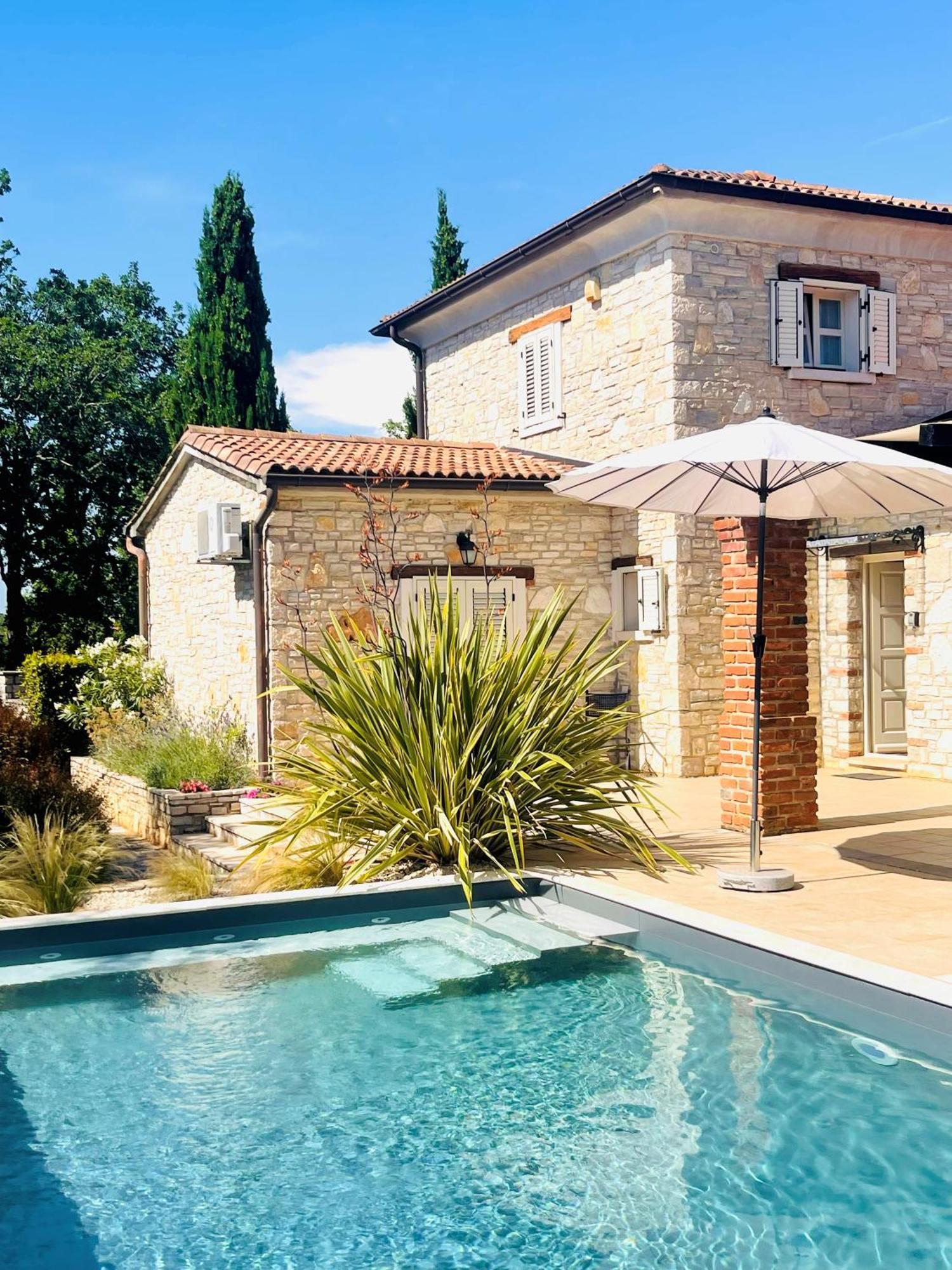 Villa Melissa - Istrisches Steinhaus Mit Pool In Guter Lage Sveti Lovreč Pazenatički Exteriér fotografie